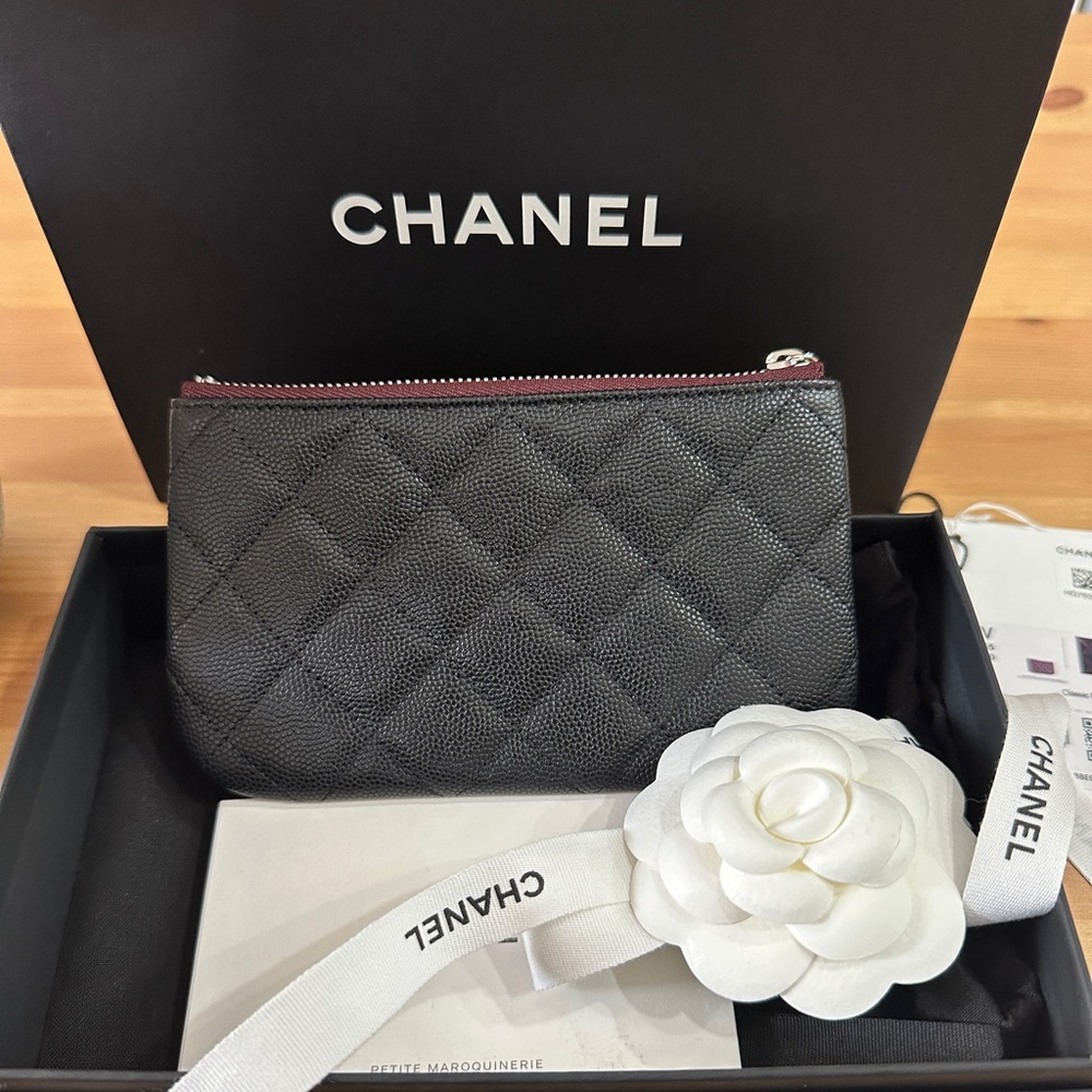 CHANEL CLASSIC CAVIAR MINI O CASE - Picture 2 of 5